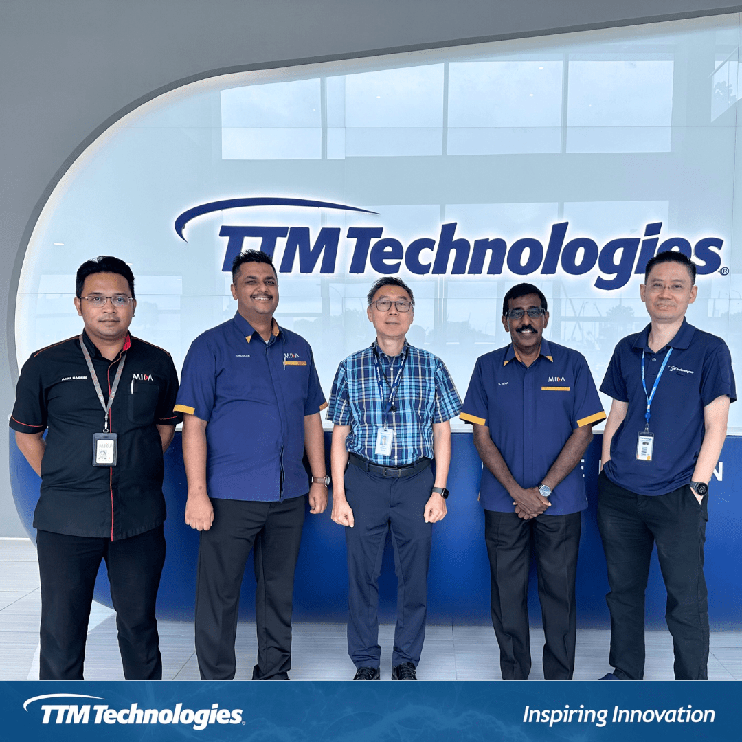 Group Photo of TTM Technologies and MIDA team (from left to right) Mr. Ahmad Amri, the Deputy Director of MIDA Penang, Mr. Muhammad Ghaddaffi bin Sardar Mohamed, the Director of MIDA Penang, Mr. TM Ng, the Vice President and General Manager of TTM Malaysi