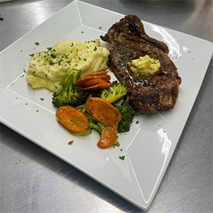 Q River Grill