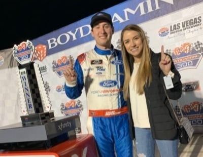Chase Briscoe and wife. Photo: Twitter @ChaseBriscoe5