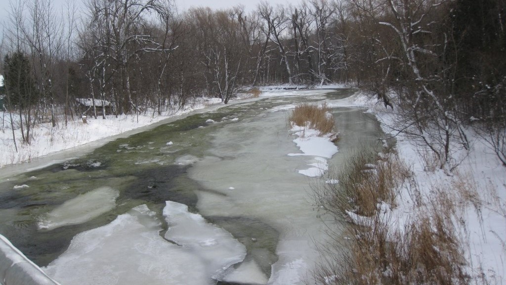 Ice breaking apart on the river