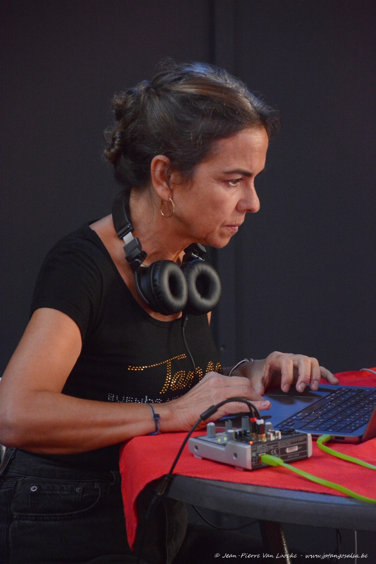DJ Ana
