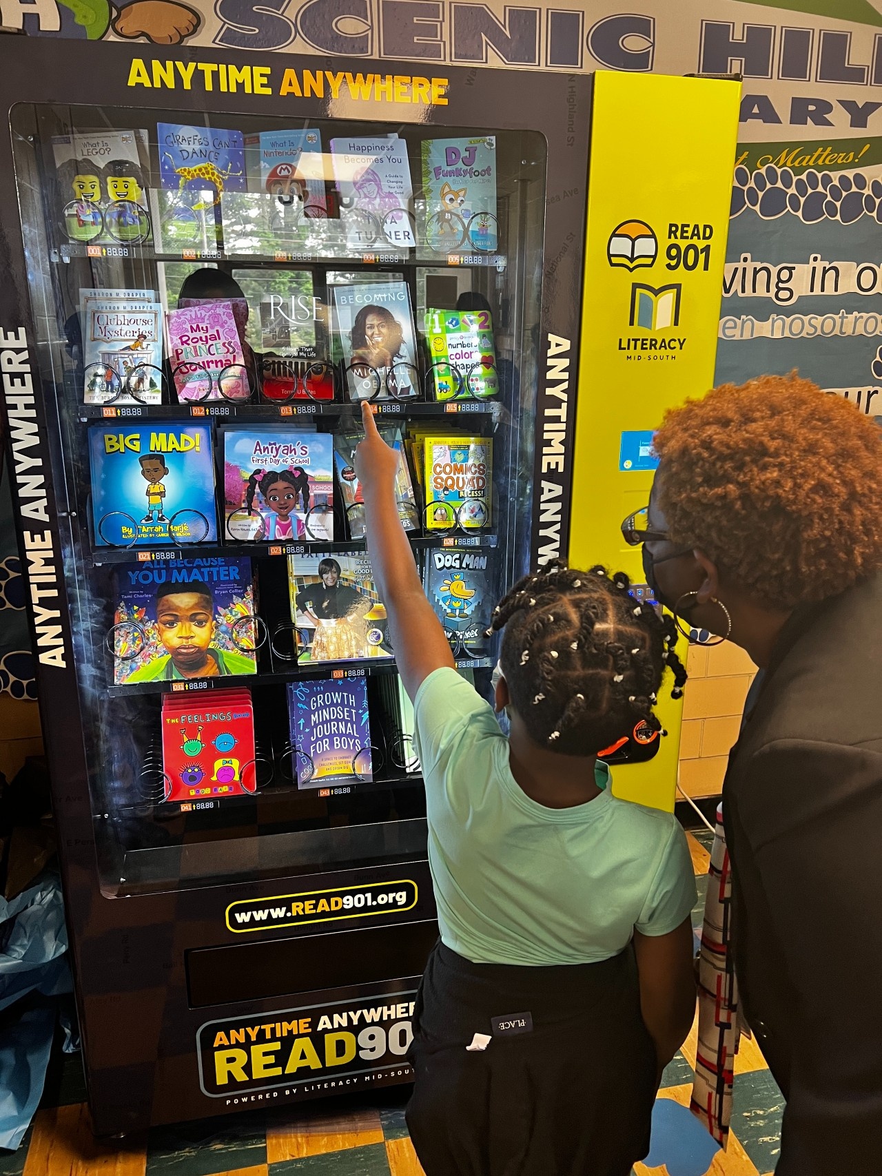 Book vending machine