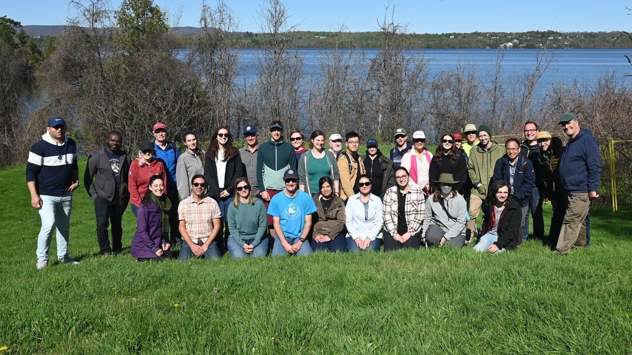 GSC field trip participants wrapped the day at Pinhey’s Point on the Ottawa River.