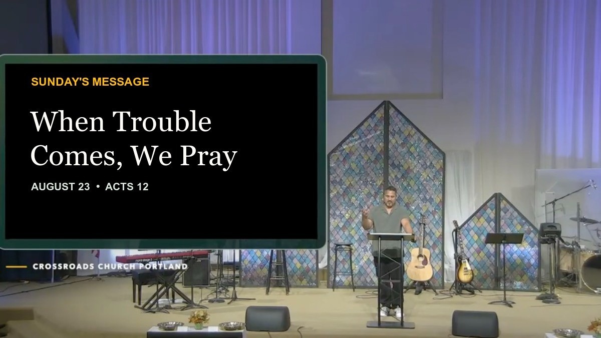 Crossroads worship team during the August 23 service; Sunday’s Message: When Trouble Comes, We Pray