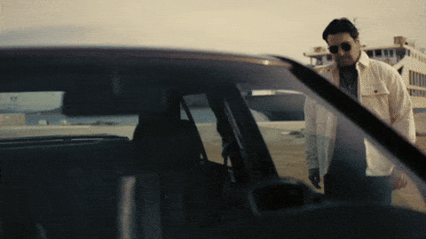 gif-c1-amjzxp-andronikos-2025-02-11-154117